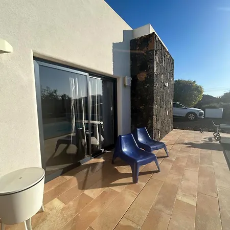 Groovy Villa Lajares